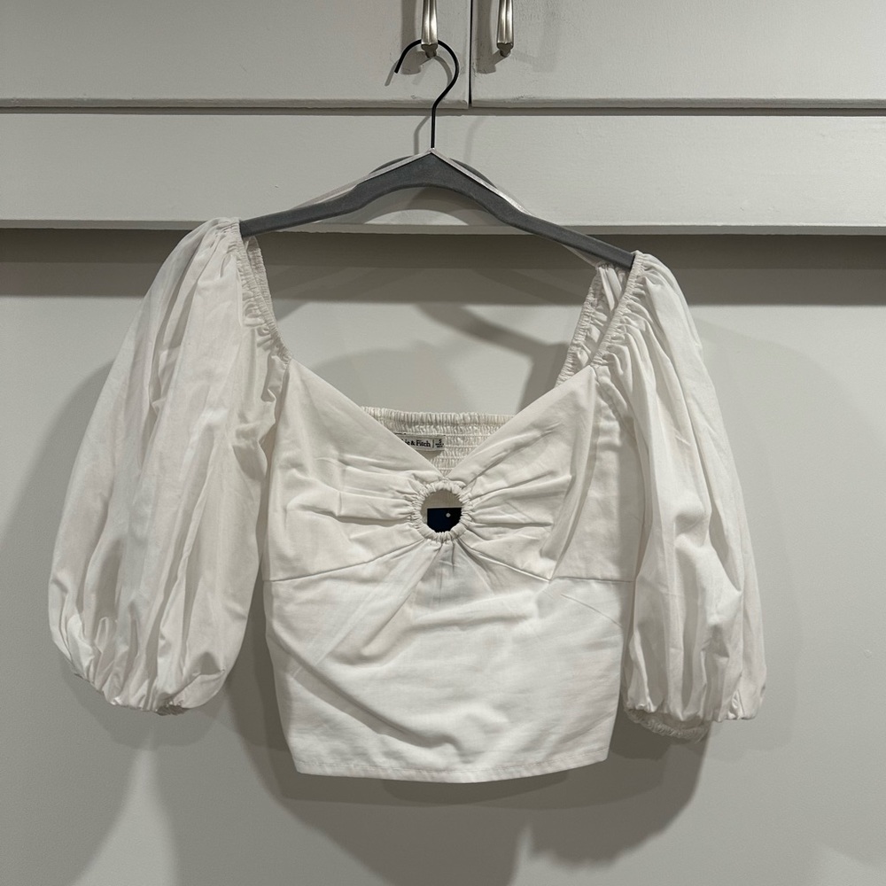 Abercrombie Puff Sleeve Poplin O-Ring Top